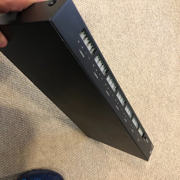 Niles SVL-6 Home Office Speaker Selection / Volume Control System Box - Picture 2 of 4